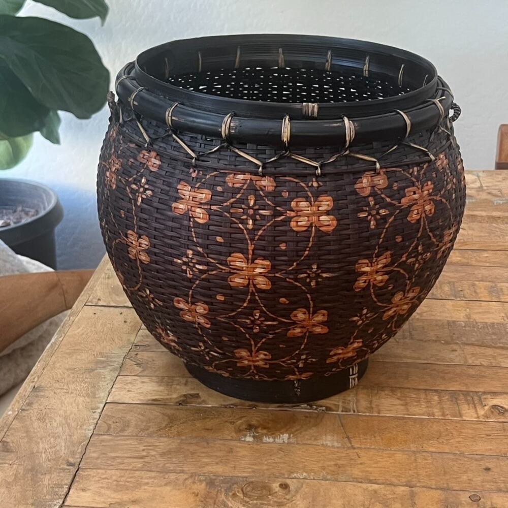 Chinese Woven Basket Round Brown Hand Painted Floral